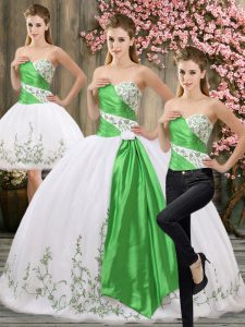 Beautiful Sweetheart Sleeveless Organza Quince Ball Gowns Embroidery and Belt Lace Up