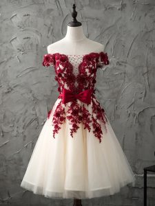 Fantastic Champagne Tulle Lace Up Off The Shoulder Sleeveless Knee Length Quinceanera Dama Dress Appliques and Bowknot