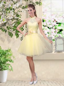 Enchanting Tulle Halter Top Sleeveless Lace Up Lace and Belt Damas Dress in Light Yellow