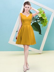 New Style Gold A-line Asymmetric Sleeveless Satin Mini Length Zipper Ruching Vestidos de Damas