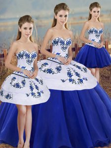 Royal Blue 15th Birthday Dress Military Ball and Sweet 16 and Quinceanera with Embroidery and Bowknot Sweetheart Sleeveless Lace Up