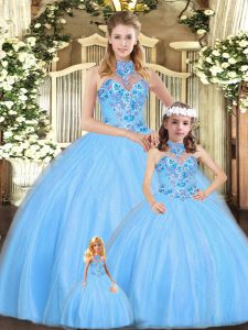 Glorious Halter Top Sleeveless Tulle Quinceanera Gowns Embroidery Lace Up