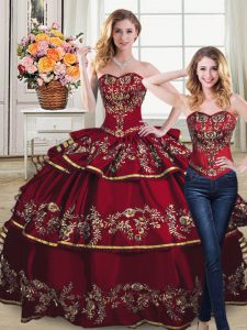 Artistic Satin and Organza Sweetheart Sleeveless Lace Up Embroidery and Ruffled Layers Sweet 16 Dresses in Wine Red