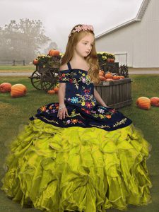 Custom Fit Green Organza Lace Up Straps Sleeveless Floor Length Little Girl Pageant Gowns Embroidery and Ruffles