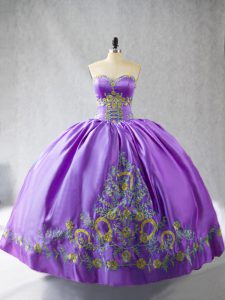 Sleeveless Floor Length Embroidery Lace Up Vestidos de Quinceanera with Lavender