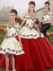 White And Red Sleeveless Embroidery Floor Length Sweet 16 Dresses