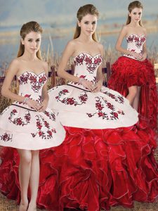 Floor Length White And Red Quinceanera Dresses Sweetheart Sleeveless Lace Up