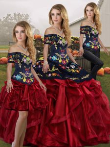 Extravagant Sleeveless Organza Floor Length Lace Up Quinceanera Dresses in Red And Black with Embroidery and Ruffles