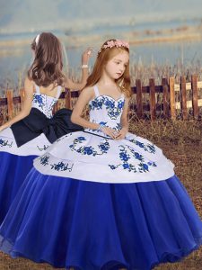 Sleeveless Floor Length Embroidery Lace Up Kids Formal Wear with Blue