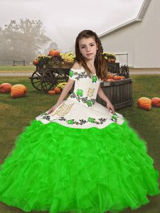 Sleeveless Embroidery and Ruffles Lace Up Kids Pageant Dress