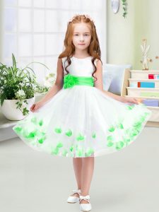 Classical A-line Kids Formal Wear White Scoop Tulle Sleeveless Knee Length Zipper