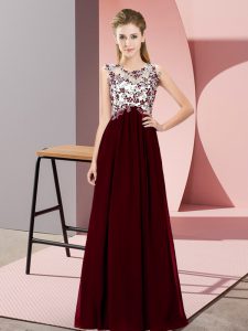 Nice Floor Length Zipper Court Dresses for Sweet 16 Burgundy for Wedding Party with Beading and Appliques