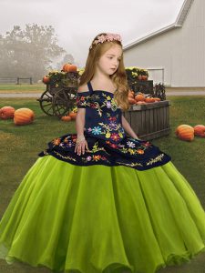Stylish Ball Gowns Winning Pageant Gowns Olive Green Straps Organza Sleeveless Floor Length Lace Up