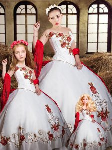 Exceptional White And Red Vestidos de Quinceanera Sweet 16 and Quinceanera with Beading and Embroidery One Shoulder Sleeveless Lace Up
