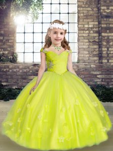 Unique Yellow Green Little Girl Pageant Gowns Party and Wedding Party with Beading and Hand Made Flower Straps Sleeveless Lace Up