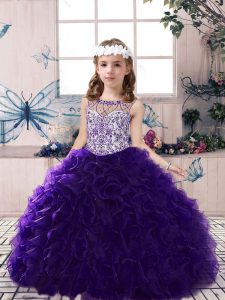 Best Scoop Sleeveless Little Girls Pageant Gowns Floor Length Beading and Ruffles Purple Organza