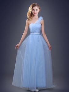 Comfortable One Shoulder Sleeveless Quinceanera Court of Honor Dress Floor Length Beading and Ruching and Hand Made Flower Light Blue Tulle