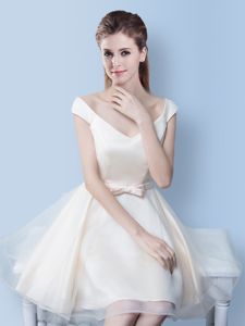 Sexy V-neck Cap Sleeves Lace Up Quinceanera Court of Honor Dress White Tulle