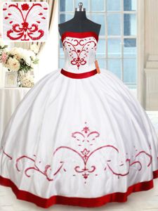 Traditional White and Red Ball Gowns Satin Strapless Sleeveless Beading and Embroidery Floor Length Lace Up Sweet 16 Quinceanera Dress