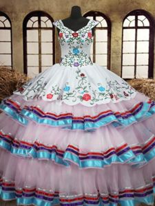 Custom Designed Straps Straps Floor Length White Vestidos de Quinceanera Organza and Taffeta Sleeveless Embroidery and Ruffled Layers