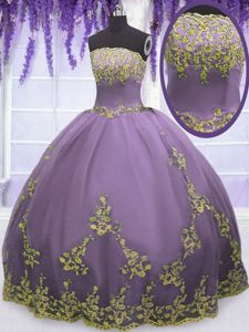 Unique Lavender Ball Gowns Strapless Sleeveless Tulle Floor Length Zipper Appliques Quinceanera Dress