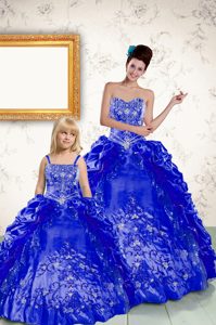 Traditional Royal Blue Ball Gowns Taffeta Strapless Sleeveless Beading and Embroidery and Pick Ups Floor Length Lace Up Sweet 16 Dress